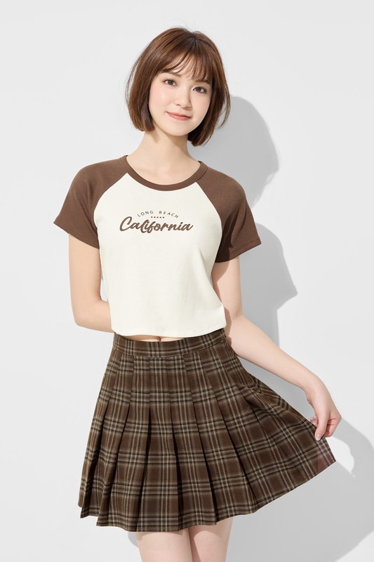 羅紋拉克蘭袖文字印花短版T恤-女