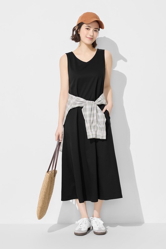 絲光棉寬鬆V領長洋裝-女