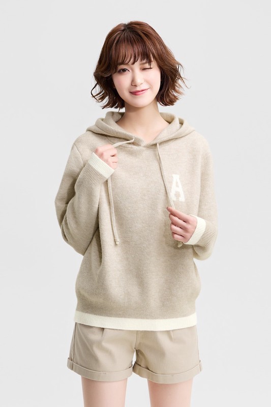 粗針混紡寬版連帽毛衣-女