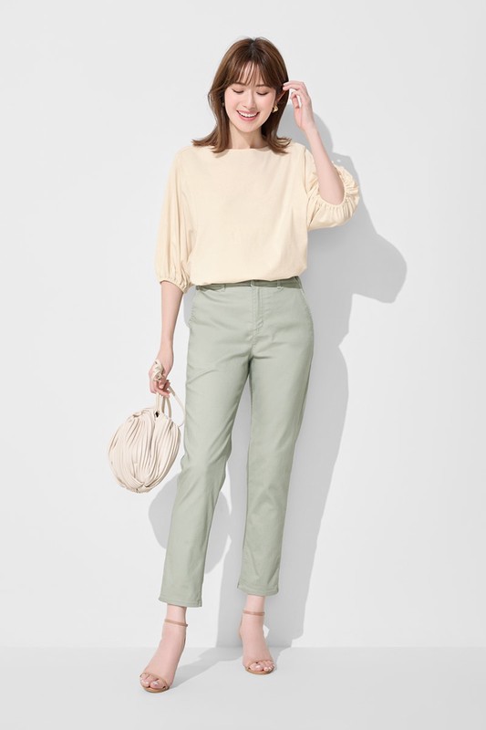 純棉寬鬆船領泡泡袖上衣-女