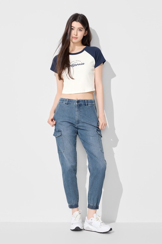 羅紋拉克蘭袖文字印花短版T恤-女