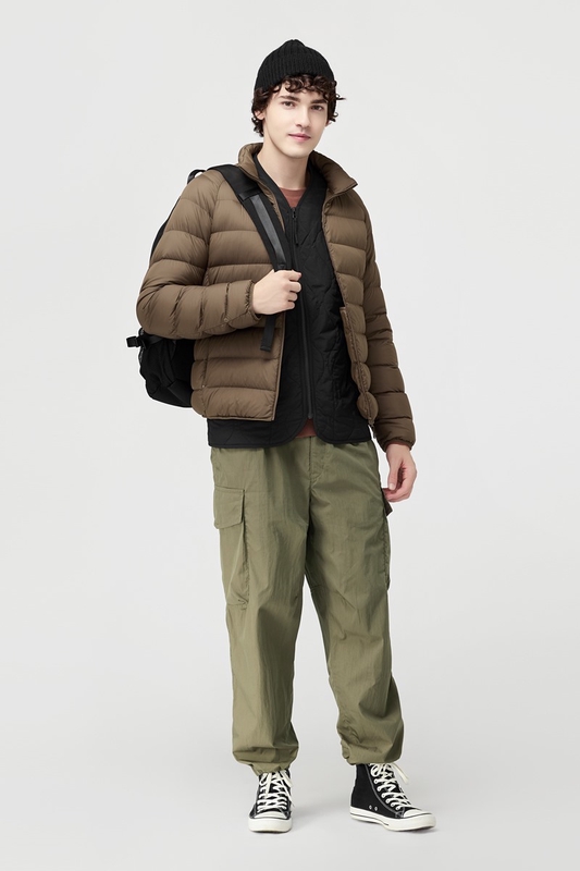 極輕羽絨立領外套-男