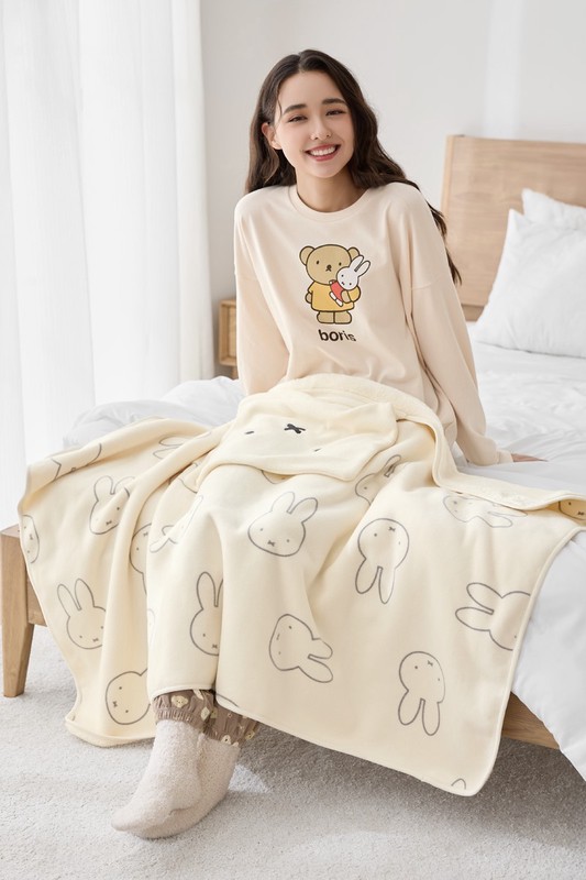 Miffy Fleece造型家居毯-中性款