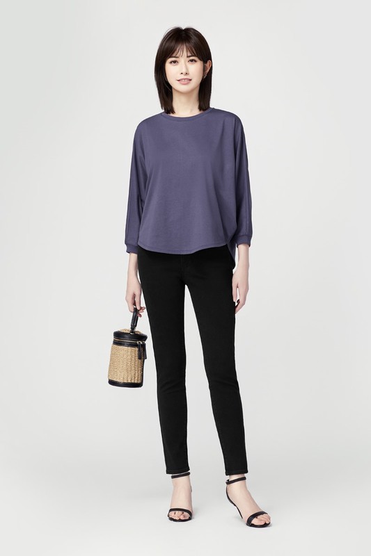 柔滑棉八分連袖寬版上衣-女