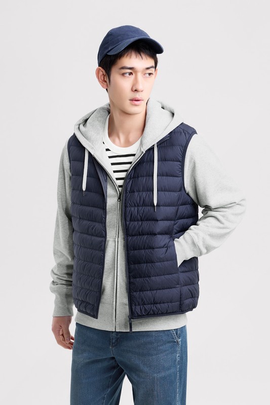 極輕羽絨立領背心-男