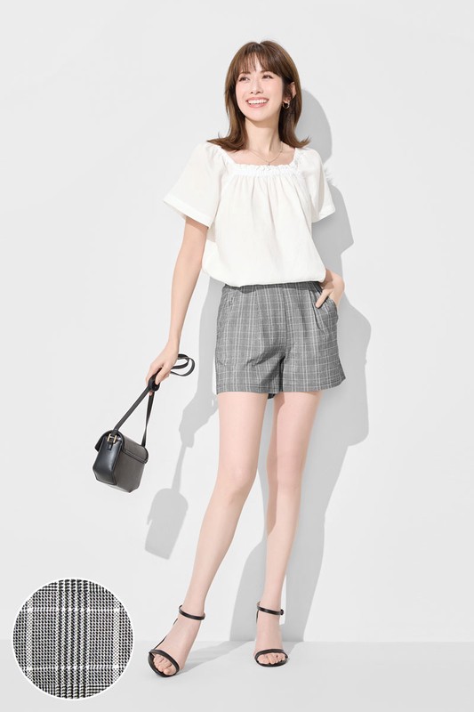 彈力格紋打褶短褲-女