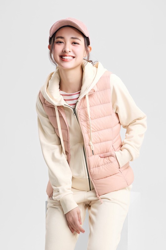 極輕羽絨立領背心-女