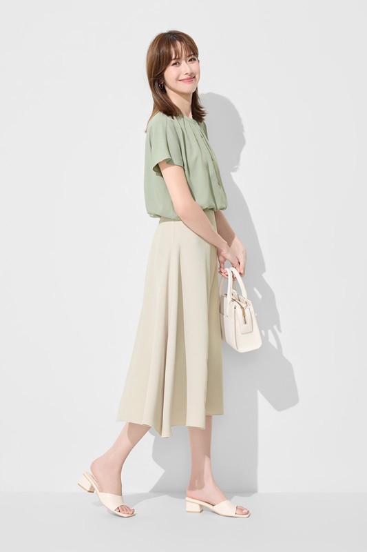 輕柔寬襬八分裙-女