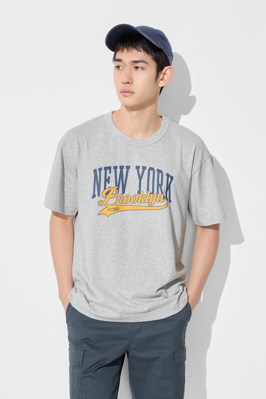 粗紡寬版文字印花T恤-01-男