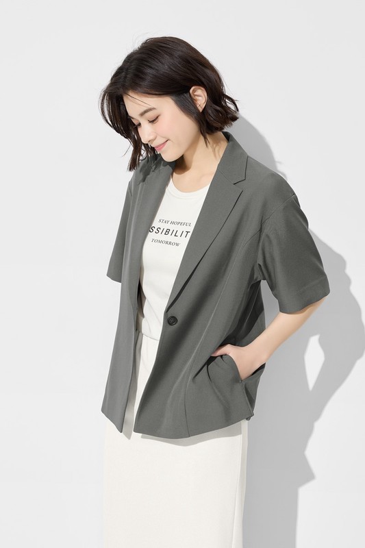 寬版短袖西裝外套-女