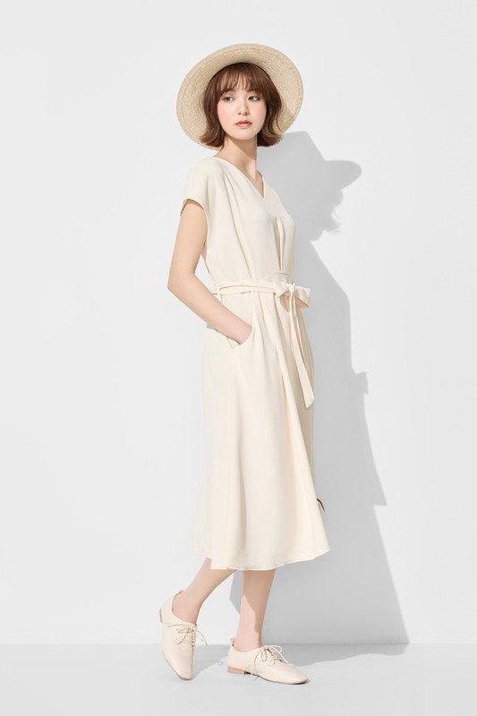 輕柔V領綁帶洋裝-女