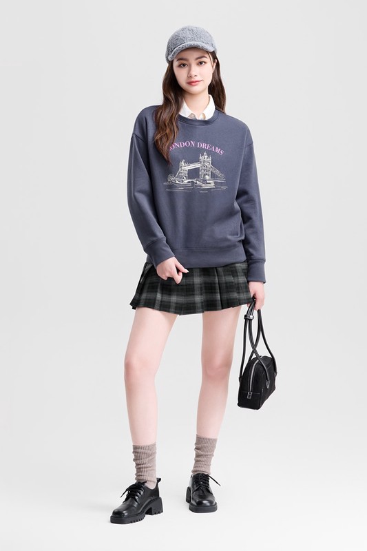 英倫插畫刷毛印花圓領衫-女