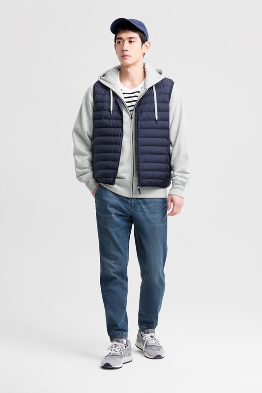 極輕羽絨立領背心-男