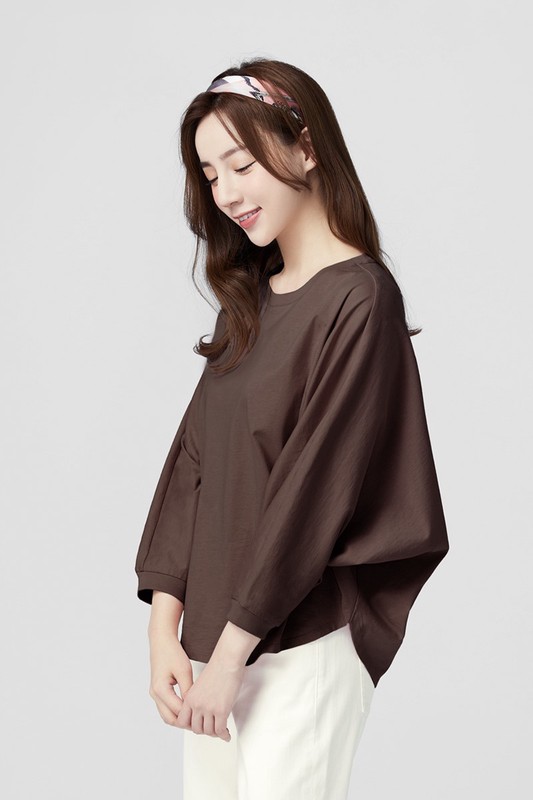 柔滑棉八分連袖寬版上衣-女