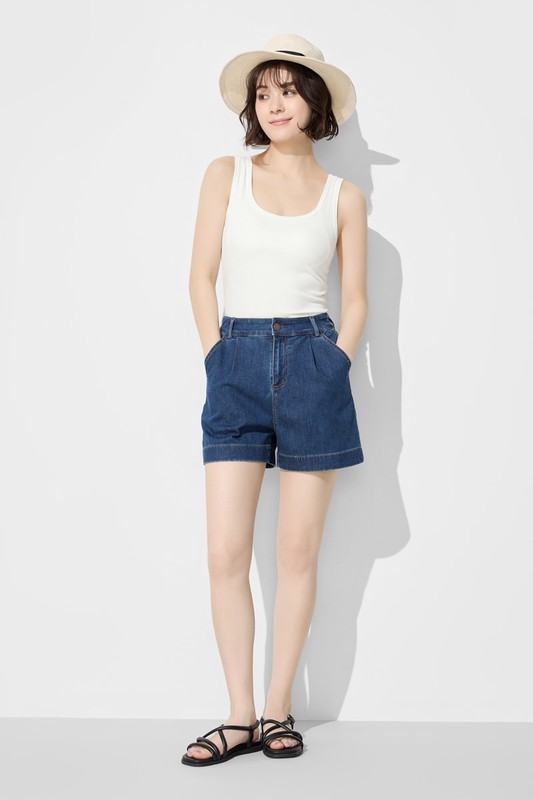 打褶牛仔短褲-女